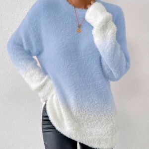 🌿🍒 Shein Gradient blue and white sweater size Medium 🍒🌿